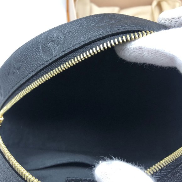 Louis Vuitton Boite Chapeau Souple MM in black M45167 - Picture 10 of 12
